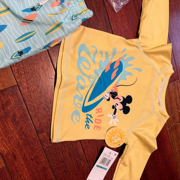 NWT Disney Kids Mickey Swim Set - Picture 2 of 4